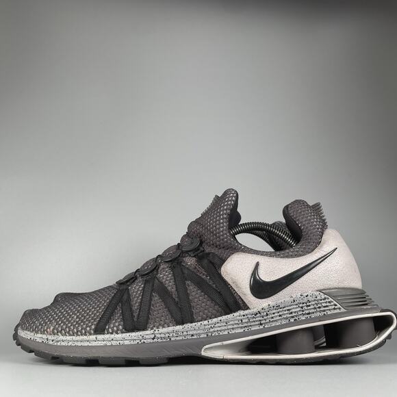 Nike Shox Gravity Mens 11.5 Atmosphere Grey/Black Athletic Sneakers Running Shoe - Picture 1 of 9
